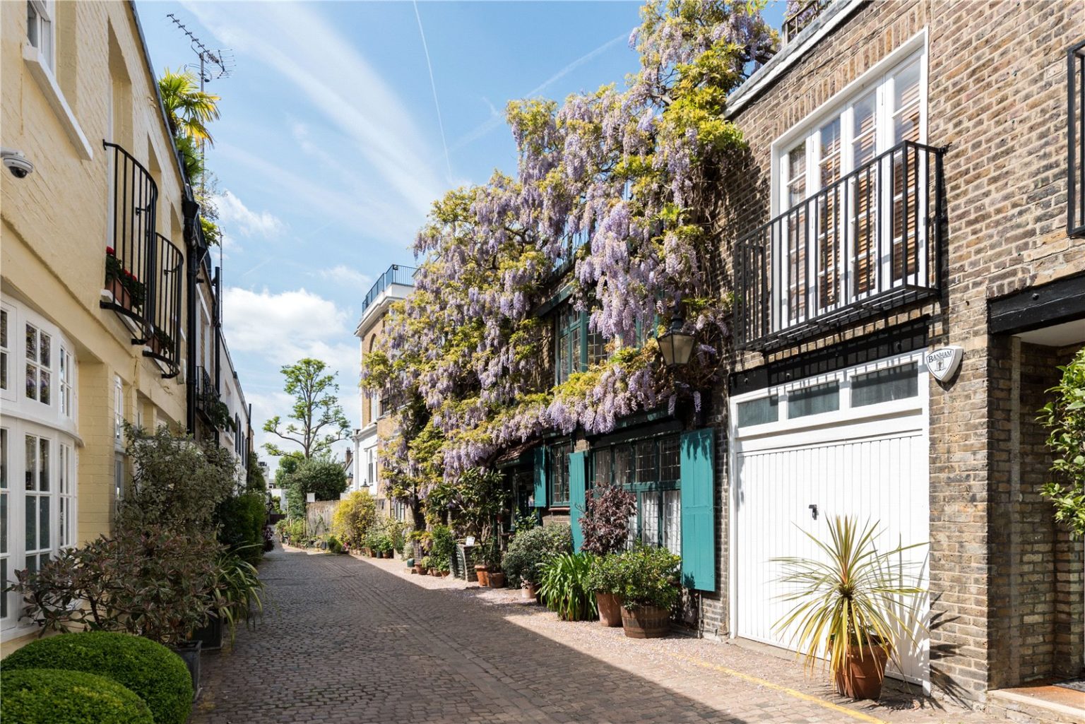 Discover Kynance Mews, South Kensington, London, SW7