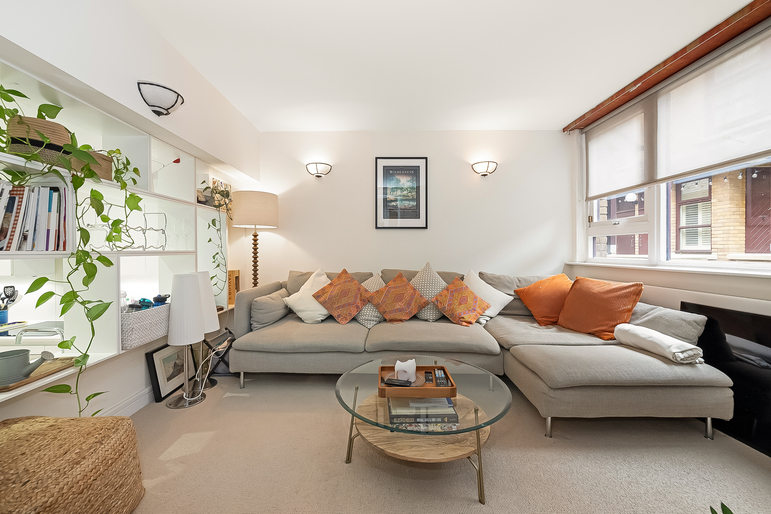 This Mews Property To Let Is Situated In Marylebone And Has A Lovely Big Reception Room