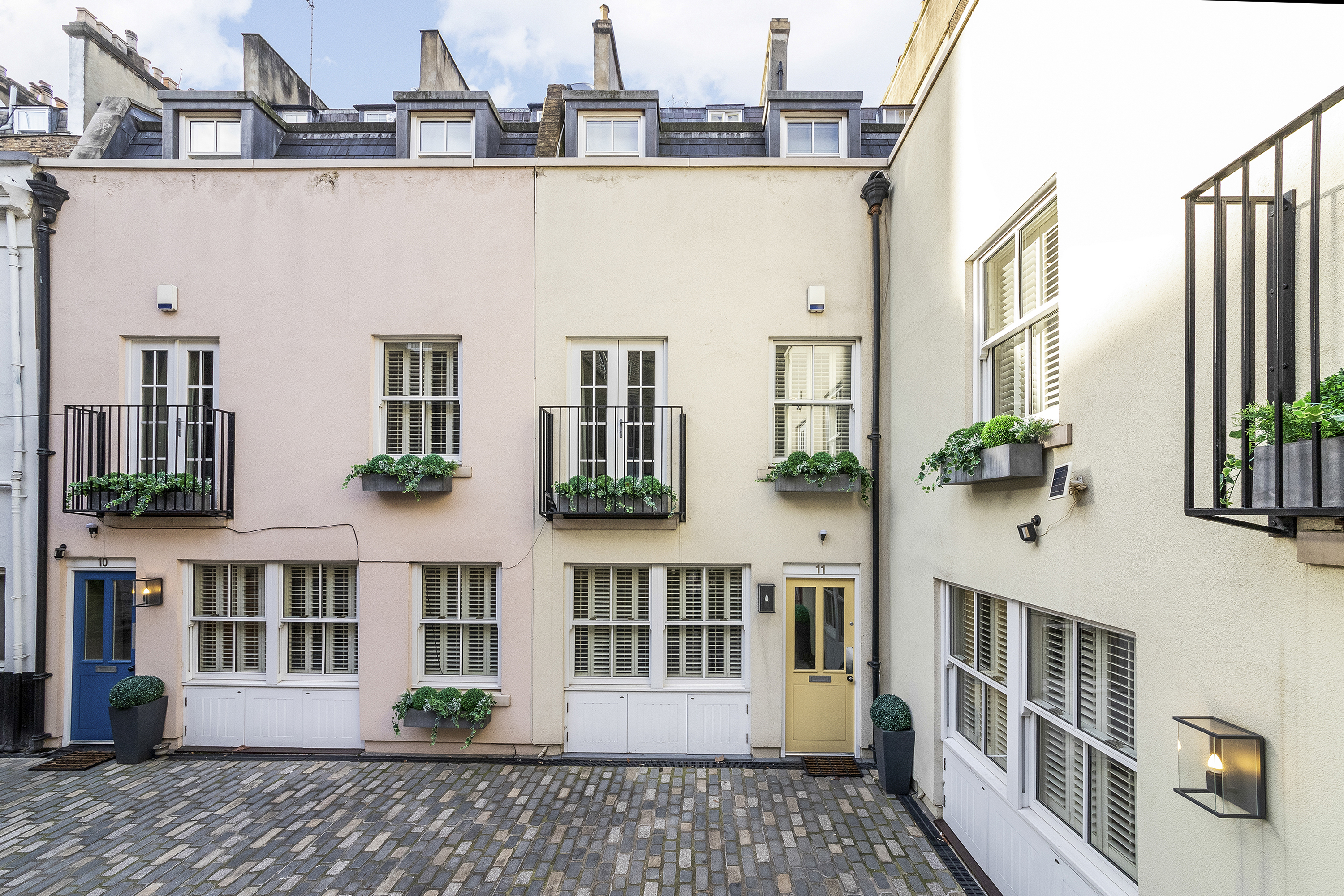 Lurot Brand Are Currently Selling This Property In Norfolk Square Mews