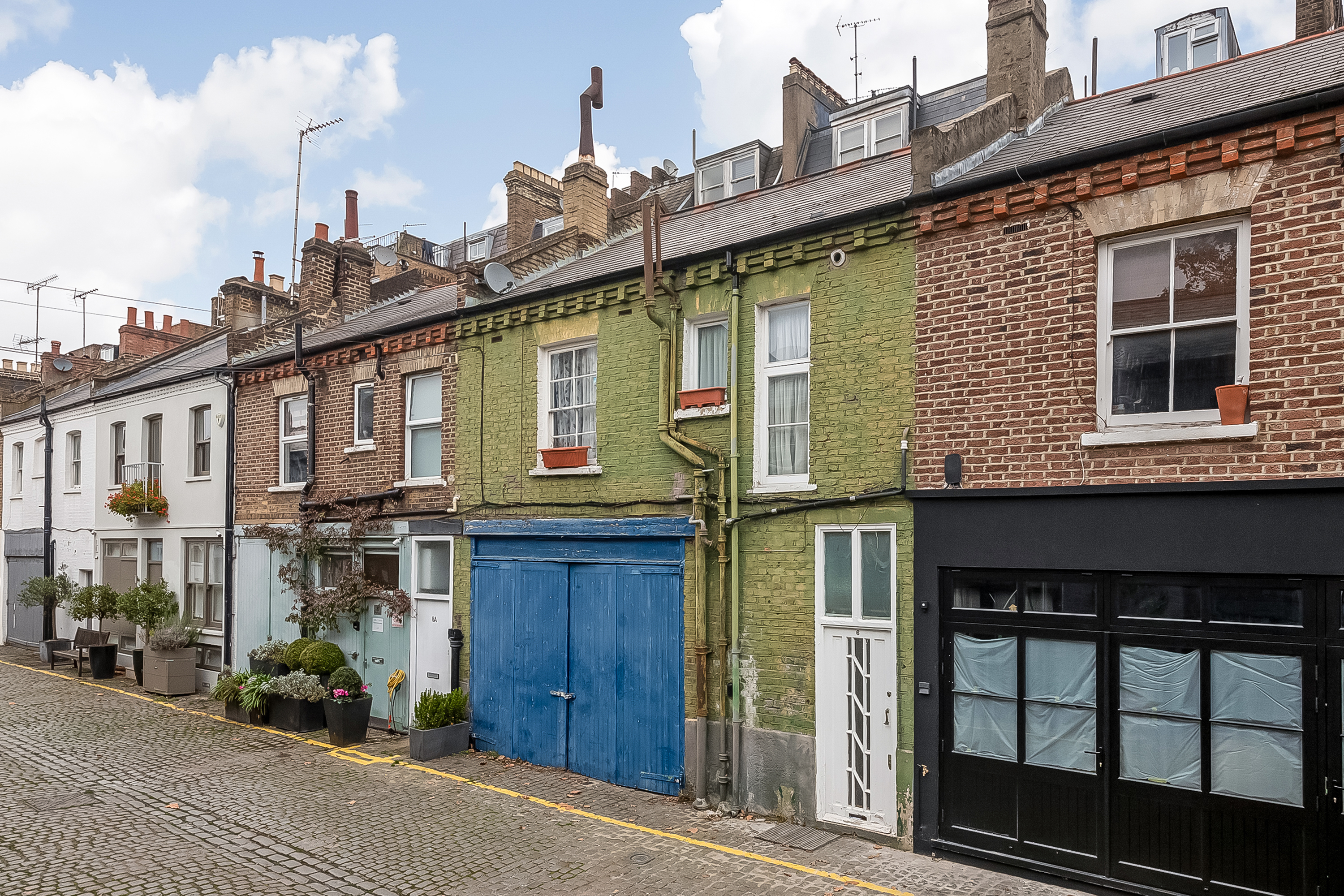 This mews property for sale in London is available for those looking to invest