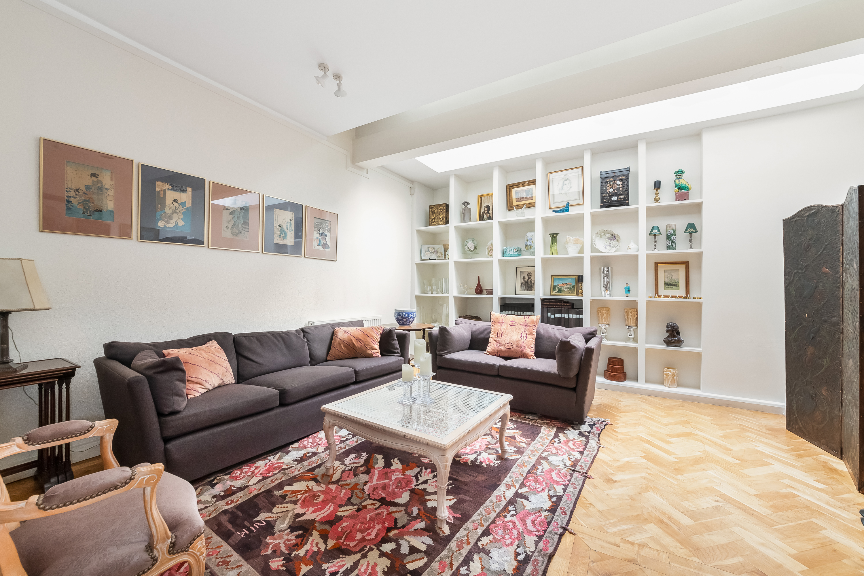 There Is Open Plan Living In This Mews Property For Sale In Knightsbridge London