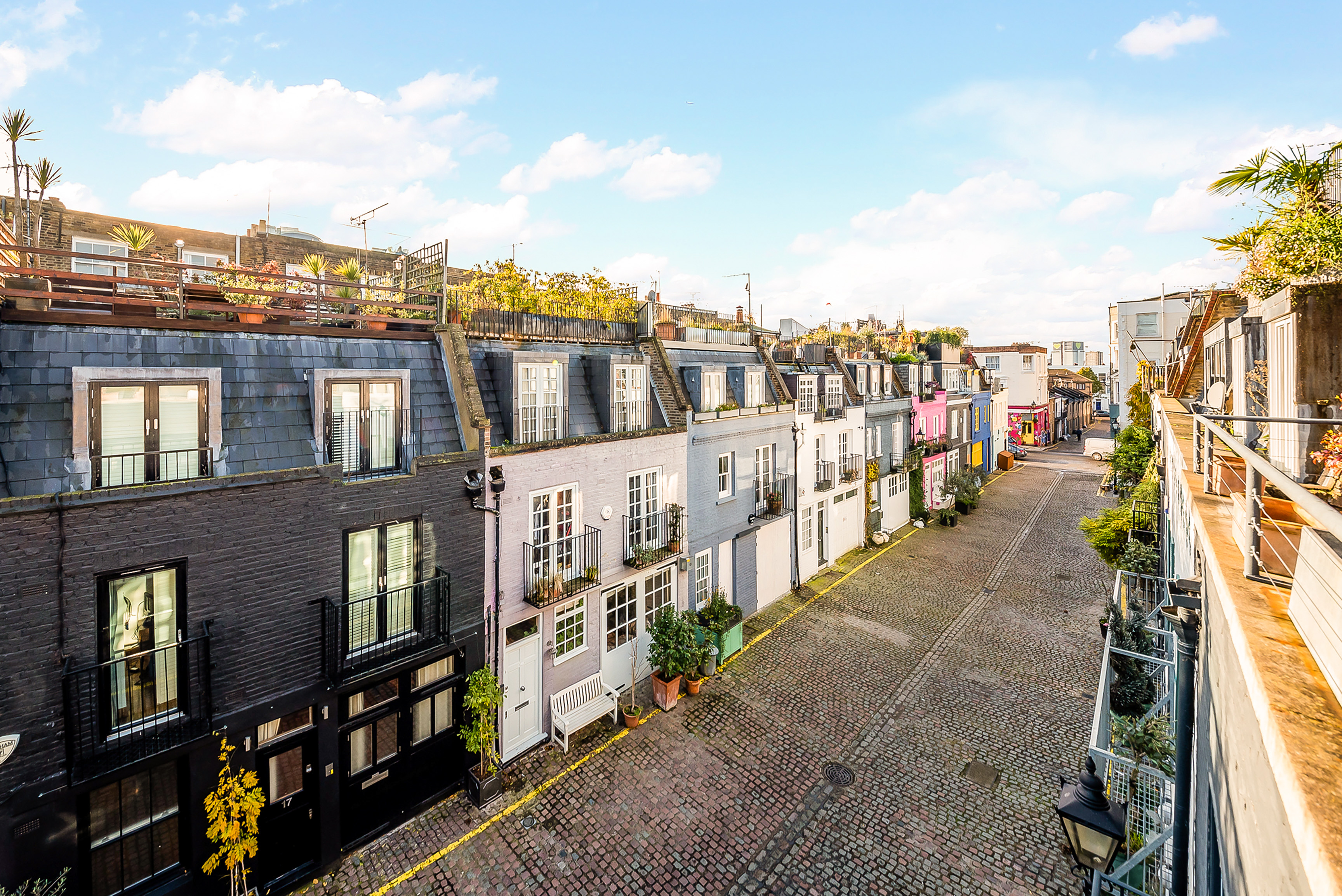 St Luke'S Mews Is A London Mews In Notting Hill